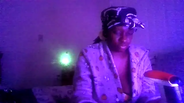 prettymaa online show from 05-07-26, 04:07