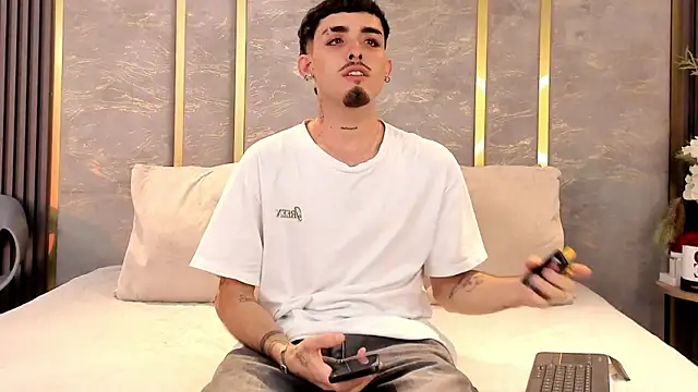 NikoStone  online show from 01-16-26, 05:00