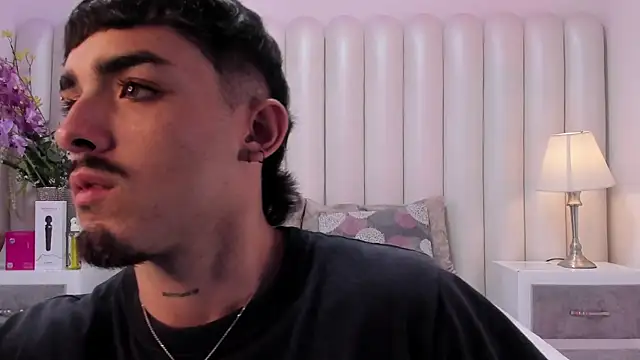 NikoStone  online show from 04-22-26, 04:37