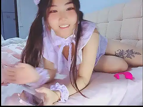 Snapshot of tzy0520 chatting on 09-27-25, 11:26 tzy0520 online show from 09-27-25, 11:26