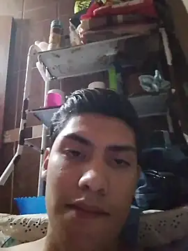 aispuro8505 online show from 04-06-26, 07:31