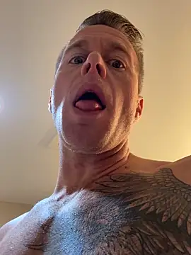 DILFiGuess11 online show from 11-13-25, 05:23