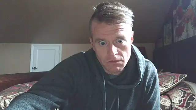 Snapshot of DILFiGuess11 chatting on 05-23-26, 03:16 DILFiGuess11 online show from 05-23-26, 03:16