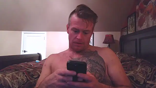 Snapshot of DILFiGuess11 chatting on 05-28-26, 02:42 DILFiGuess11 online show from 05-28-26, 02:42