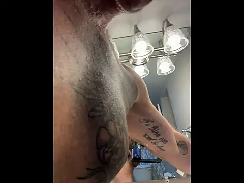 Snapshot of DILFiGuess11 chatting on 06-16-26, 11:46 DILFiGuess11 online show from 06-16-26, 11:46