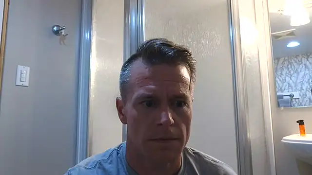 Snapshot of DILFiGuess11 chatting on 06-24-26, 11:53 DILFiGuess11 online show from 06-24-26, 11:53