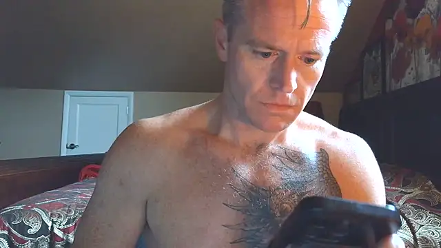 Snapshot of DILFiGuess11 chatting on 06-27-26, 01:50 DILFiGuess11 online show from 06-27-26, 01:50