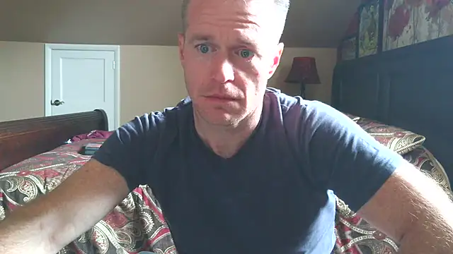 Snapshot of DILFiGuess11 chatting on 07-26-26, 05:20 DILFiGuess11 online show from 07-26-26, 05:20