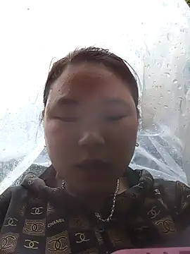 may-squirl online show from 11-17-25, 04:29