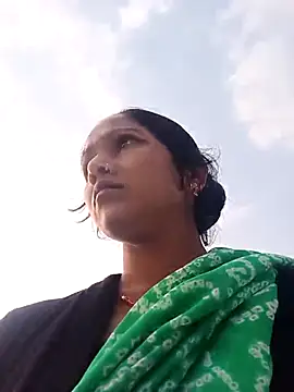 Jooli xx online show from 10-16-25, 02:12