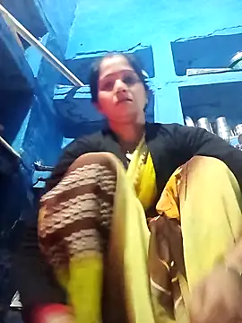 Jooli xx online show from 02-16-26, 11:45