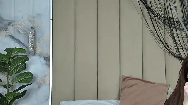 LilithAmory online show from 11-04-25, 08:30