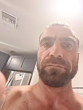 Snapshot of funren6996 chatting on 10-05-25, 10:57 funren6996 online show from 10-05-25, 10:57