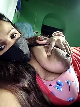 Snapshot of V-hot-swiet chatting on 10-05-25, 11:13 V-hot-swiet online show from 10-05-25, 11:13