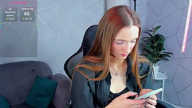 Alisha Green online show from 10-15-25, 09:31