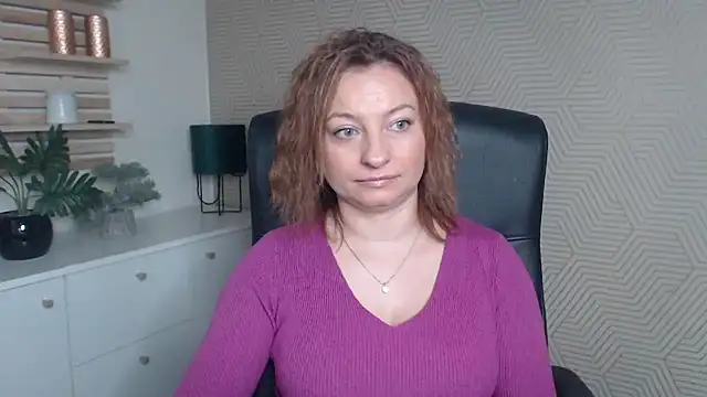 angelaSamt online show from 10-30-25, 06:26