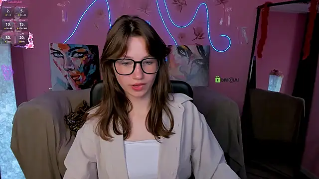 Snapshot of kitniss_dreamy chatting on 06-11-26, 12:32 kitniss dreamy online show from 06-11-26, 12:32