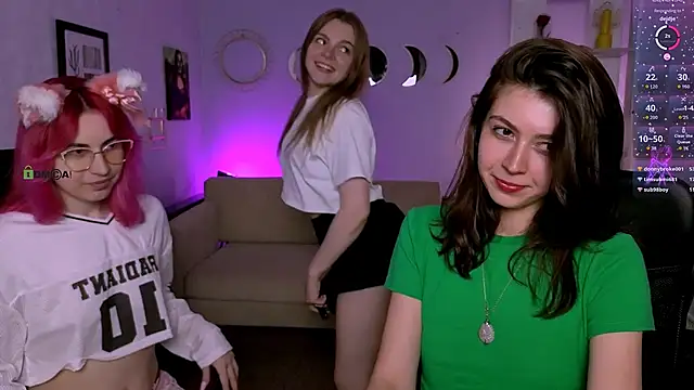 Snapshot of kitniss_dreamy chatting on 06-30-26, 12:11 kitniss dreamy online show from 06-30-26, 12:11