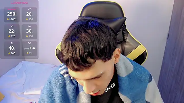 Snapshot of yankees_ chatting on 09-15-25, 05:29 yankees online show from 09-15-25, 05:29