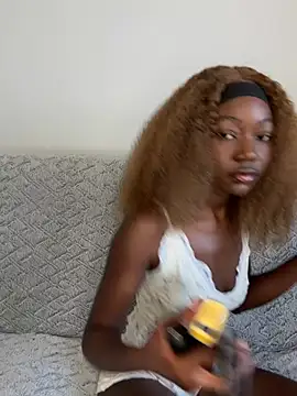 ebonysweetyy online show from 04-18-26, 01:37