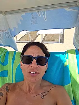 Snapshot of sexy7883 chatting on 06-18-26, 11:14 sexy7883 online show from 06-18-26, 11:14