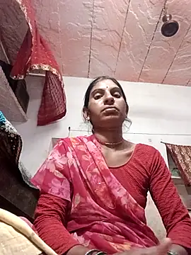 Snapshot of Mansi_ji chatting on 09-23-25, 07:06 Mansi ji online show from 09-23-25, 07:06