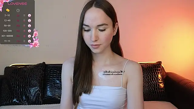 Angeel Kate online show from 09-19-25, 07:32