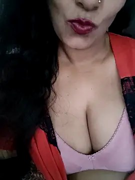 Deepa Sharma143 online show from 04-28-26, 01:59