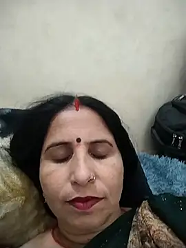 Snapshot of Hot_liya54 chatting on 05-18-26, 07:47 Hot liya54 online show from 05-18-26, 07:47