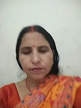 Snapshot of Hot_liya54 chatting on 06-08-26, 05:30 Hot liya54 online show from 06-08-26, 05:30
