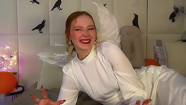 AgataFoxley online show from 10-25-25, 06:43