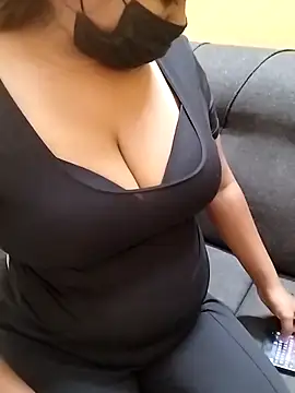 HAANNIAA online show from 09-21-25, 08:43