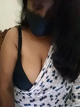 HAANNIAA online show from 12-17-25, 02:23