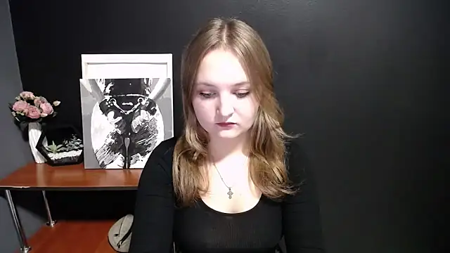 Snapshot of Mystic_nikole chatting on 09-25-25, 12:20 Mystic nikole online show from 09-25-25, 12:20