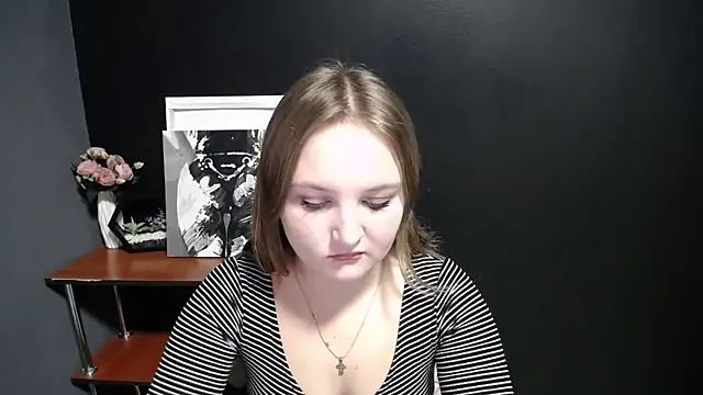 Snapshot of Mystic_nikole chatting on 09-26-25, 01:04 Mystic nikole online show from 09-26-25, 01:04