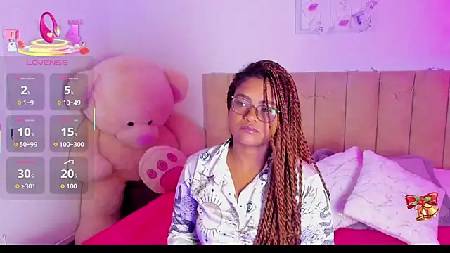 Hill Brownie online show from 12-23-25, 11:08