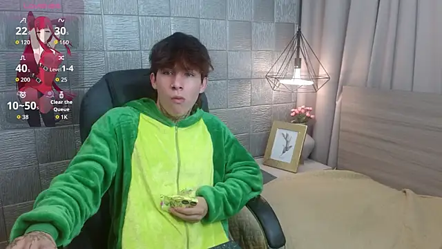 Iantwink18 online show from 09-14-25, 04:33