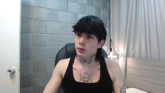 Iantwink18 online show from 12-16-25, 07:30