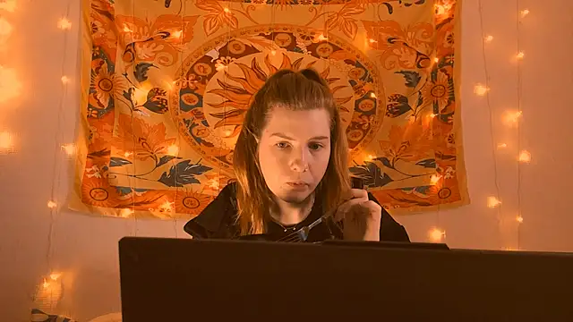 AliceCUNTach online show from 04-10-26, 05:12