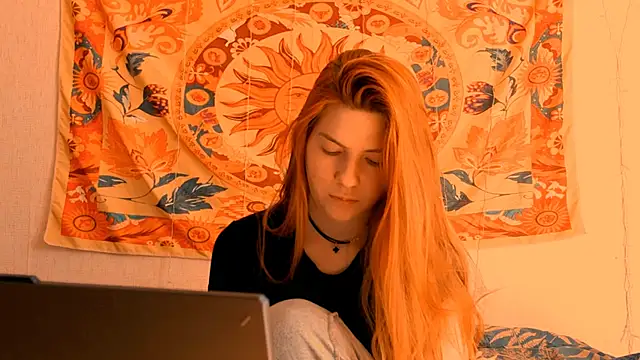 AliceCUNTach online show from 07-18-26, 05:11