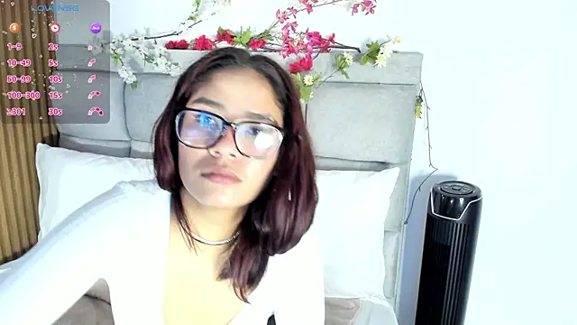 Aliina  Sauvage online show from 10-10-25, 12:37