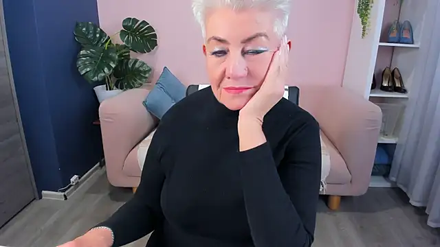 HotandMature online show from 09-30-25, 07:57