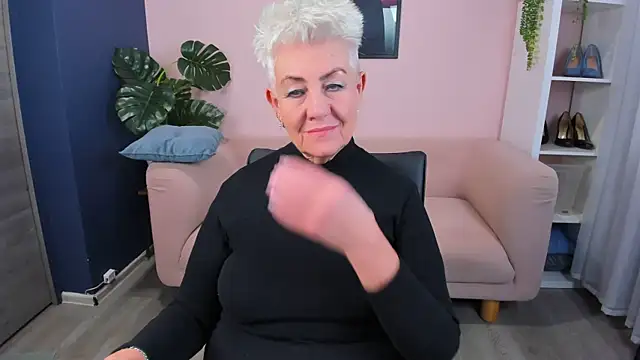 HotandMature online show from 10-04-25, 09:18