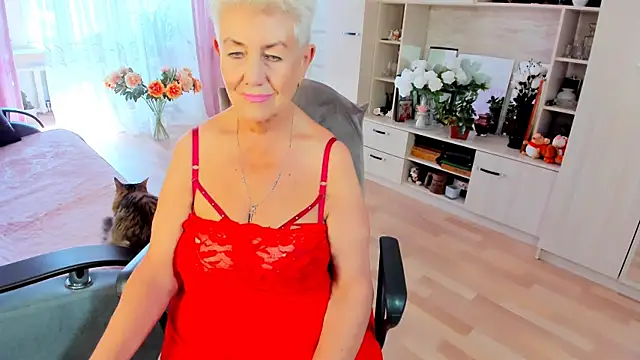 Snapshot of HotandMature chatting on 07-23-26, 08:56 HotandMature online show from 07-23-26, 08:56