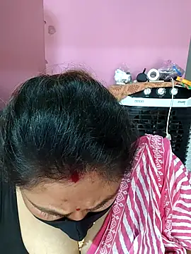 hotbhabhi011 online show from 04-21-26, 05:03