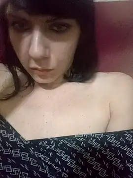 Snapshot of Lea9816 chatting on 10-18-25, 04:37 Lea9816 online show from 10-18-25, 04:37