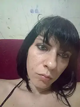 Snapshot of Lea9816 chatting on 10-23-25, 02:00 Lea9816 online show from 10-23-25, 02:00