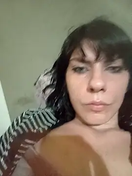 Snapshot of Lea9816 chatting on 10-25-25, 02:24 Lea9816 online show from 10-25-25, 02:24