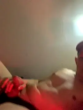 Snapshot of P44698 chatting on 12-04-25, 11:35 P44698 online show from 12-04-25, 11:35