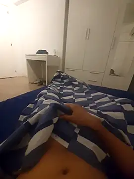 Snapshot of Elcurvo69 chatting on 11-02-25, 07:55 Elcurvo69 online show from 11-02-25, 07:55